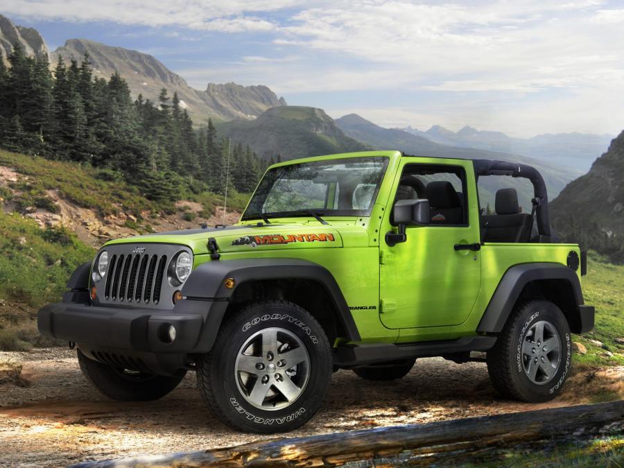  Jeep Wrangler Mountain 2012 года  (фото 1 из 11)
